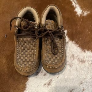 Twisted driving moc boys shoes size 10